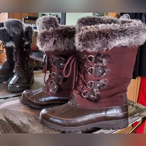 Khombu Maroon Winter Boot Size 8